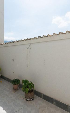 Casa de condomínio à venda com 256m², 4 quartos e 4 vagasGaragem