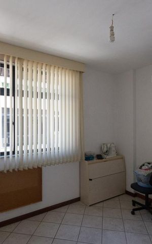 Casa de condomínio à venda com 256m², 4 quartos e 4 vagasQuarto 1