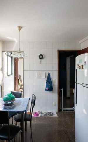 Casa de condomínio à venda com 256m², 4 quartos e 4 vagasCozinha