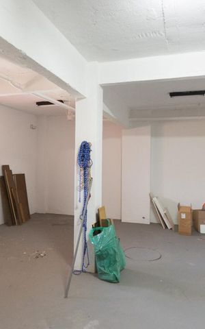 Casa de condomínio à venda com 256m², 4 quartos e 4 vagasSubsolo cisternas