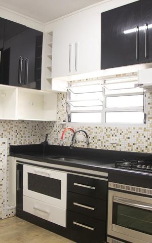 Casa à venda com 300m², 4 quartos e 2 vagasCozinha - Armários