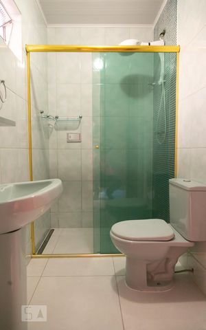 Casa à venda com 300m², 4 quartos e 2 vagasBanheiro