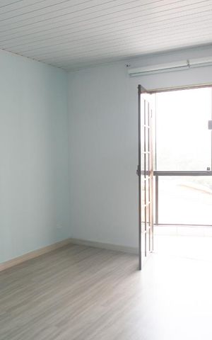Casa à venda com 300m², 4 quartos e 2 vagasSuíte 2