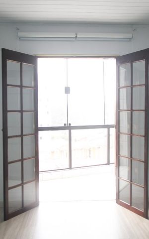 Casa à venda com 300m², 4 quartos e 2 vagasSuíte 2