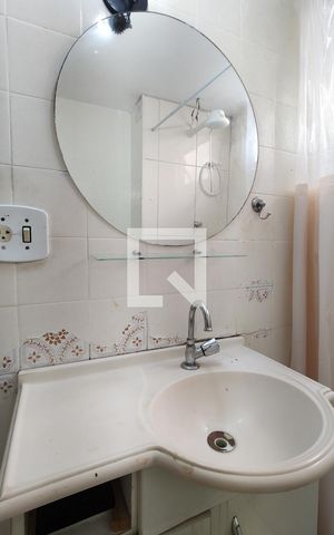 Apartamento à venda com 59m², 2 quartos e 1 vagaBanheiro Social
