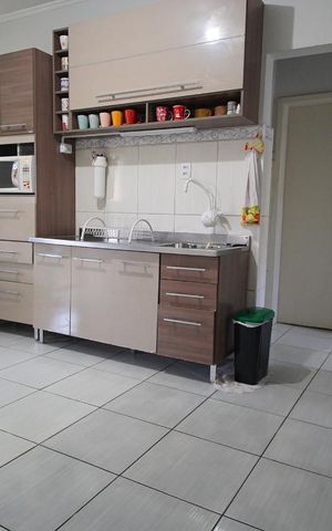Casa à venda com 340m², 5 quartos e 3 vagasCozinha 2