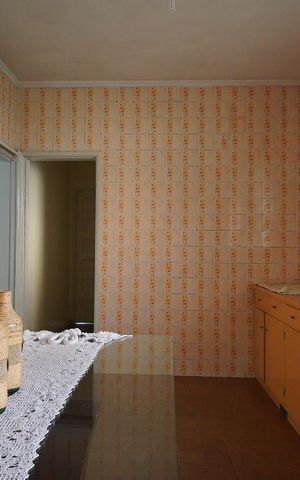 Casa à venda com 340m², 5 quartos e 3 vagasCozinha 1