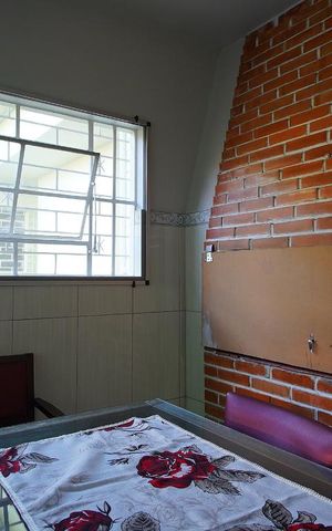 Casa à venda com 340m², 5 quartos e 3 vagasChurrasqueira