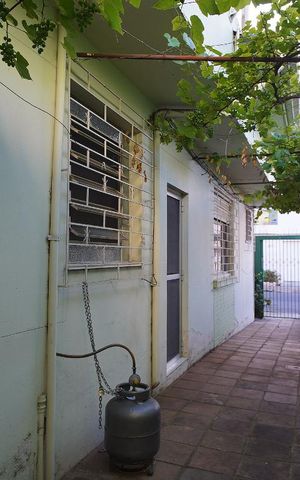 Casa à venda com 340m², 5 quartos e 3 vagasLateral da Casa