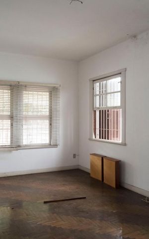 Casa à venda com 210m², 4 quartos e 3 vagasSala