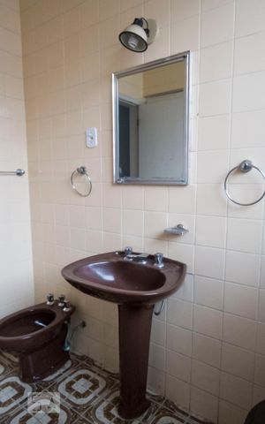 Casa à venda com 210m², 4 quartos e 3 vagasBanheiro