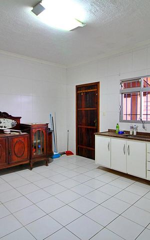 Casa à venda com 540m², 3 quartos e 2 vagasCozinha