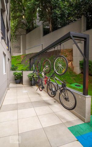 Apartamento à venda com 47m², 2 quartos e sem vaga Apartamento à venda com 47m², 2 quartos e sem vagaÁrea comum - Bicicletário