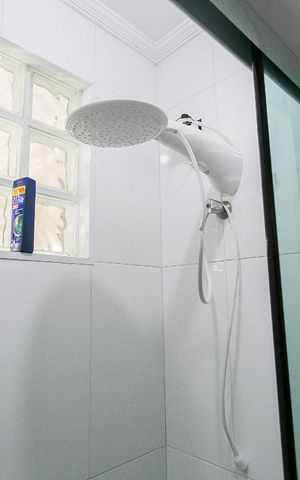 Casa de condomínio para alugar com 110m², 3 quartos e 2 vagasBanheiro da Suíte