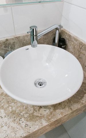 Casa de condomínio para alugar com 110m², 3 quartos e 2 vagasBanheiro da Suíte