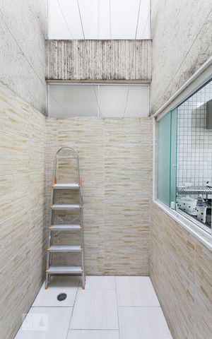 Casa de condomínio para alugar com 110m², 3 quartos e 2 vagasÁrea de Serviço