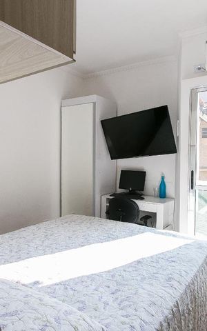 Casa de condomínio para alugar com 110m², 3 quartos e 2 vagasSuíte