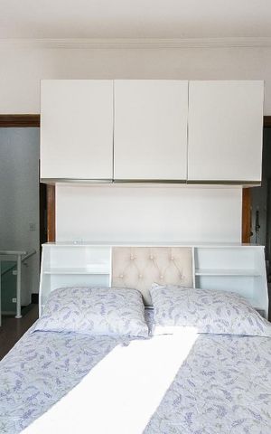 Casa de condomínio para alugar com 110m², 3 quartos e 2 vagasSuíte