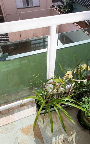 Casa de condomínio para alugar com 110m², 3 quartos e 2 vagasVaranda da Suíte