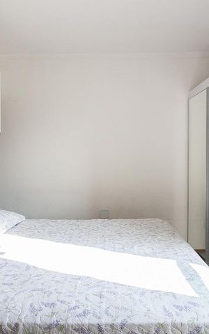 Casa de condomínio para alugar com 110m², 3 quartos e 2 vagasSuíte