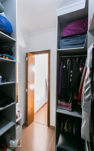 Casa de condomínio para alugar com 110m², 3 quartos e 2 vagasCloset da Suíte (Quarto 2)