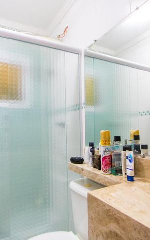 Apartamento para alugar com 93m², 2 quartos e 1 vaga Apartamento para alugar com 93m², 2 quartos e 1 vagaBanheiro social