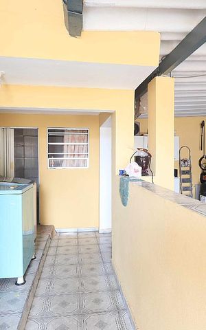 Casa à venda com 216m², 2 quartos e 2 vagasÁrea de Serviço