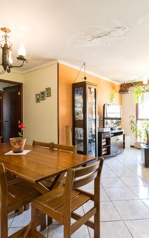 Apartamento à venda com 78m², 3 quartos e 1 vaga Apartamento à venda com 78m², 3 quartos e 1 vagaSala