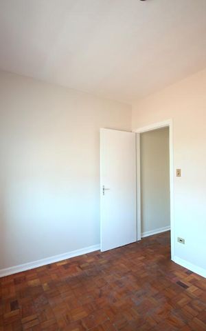 Casa para alugar com 76m², 2 quartos e 1 vagaQuarto 1