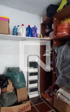 Casa à venda com 240m², 4 quartos e 4 vagas Casa à venda com 240m², 4 quartos e 4 vagasQuarto de Serviço