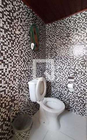 Casa à venda com 240m², 4 quartos e 4 vagas Casa à venda com 240m², 4 quartos e 4 vagasBanheiro da Suíte 1