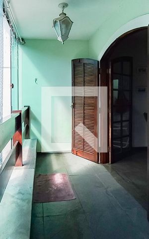 Casa à venda com 240m², 4 quartos e 4 vagas Casa à venda com 240m², 4 quartos e 4 vagasVaranda da Sala 3