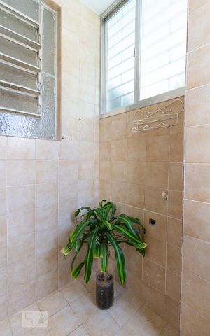 Apartamento à venda com 63m², 2 quartos e sem vaga Apartamento à venda com 63m², 2 quartos e sem vagaÁrea de Serviço