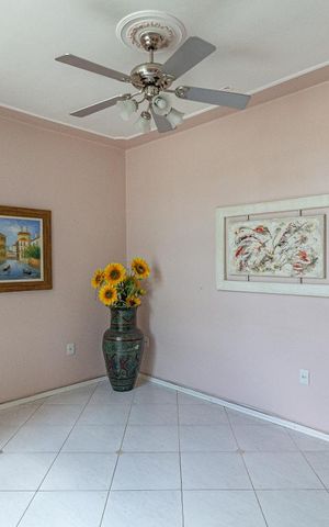 Apartamento à venda com 63m², 2 quartos e sem vaga Apartamento à venda com 63m², 2 quartos e sem vagaSala