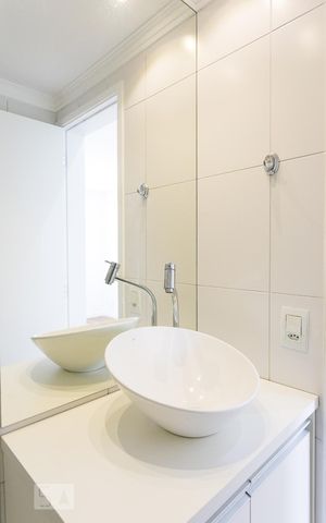 Apartamento à venda com 33m², 1 quarto e sem vagaBanheiro