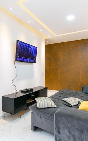 Casa à venda com 150m², 2 quartos e 2 vagas Casa à venda com 150m², 2 quartos e 2 vagasSala de TV