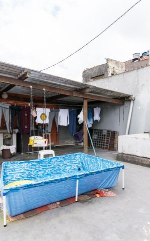 Casa à venda com 150m², 2 quartos e 2 vagas Casa à venda com 150m², 2 quartos e 2 vagasLavanderia