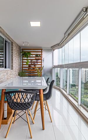 Apartamento à venda com 81m², 2 quartos e 1 vaga Apartamento à venda com 81m², 2 quartos e 1 vagaVaranda da Sala