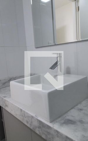 Apartamento à venda com 77m², 2 quartos e 1 vaga Apartamento à venda com 77m², 2 quartos e 1 vagaBanheiro da Suíte