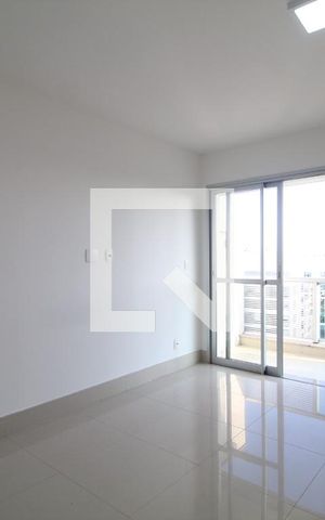 Apartamento à venda com 77m², 2 quartos e 1 vaga Apartamento à venda com 77m², 2 quartos e 1 vagaSuíte