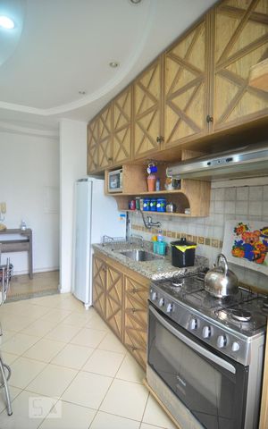 Apartamento para alugar com 74m², 2 quartos e 1 vagaCozinha