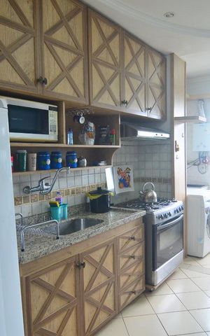 Apartamento para alugar com 74m², 2 quartos e 1 vagaCozinha