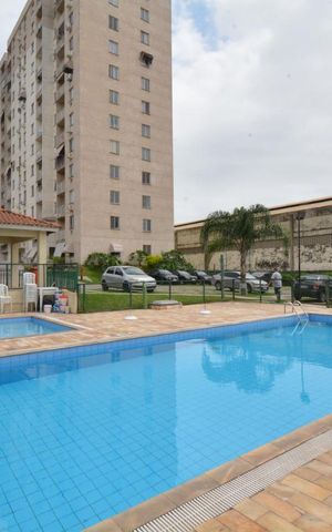 Apartamento à venda com 50m², 2 quartos e sem vagaÁrea comum - Piscina