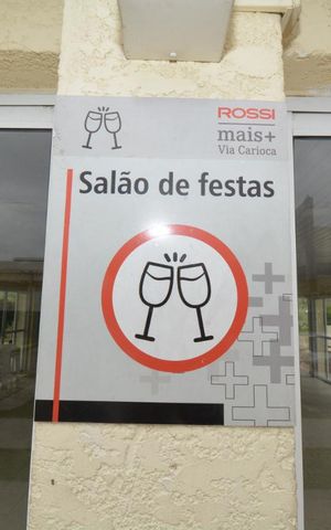 Apartamento à venda com 50m², 2 quartos e sem vagaÁrea comum - Salão de festas