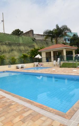 Apartamento à venda com 50m², 2 quartos e sem vagaÁrea comum - Piscina