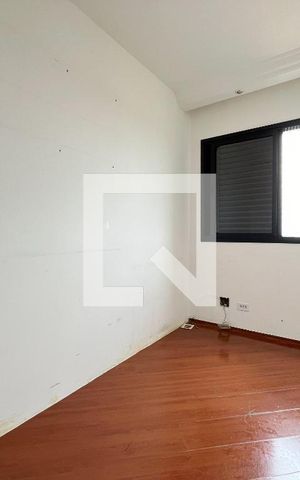 Apartamento à venda com 94m², 3 quartos e 3 vagas Apartamento à venda com 94m², 3 quartos e 3 vagasQuarto 3