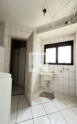Apartamento à venda com 94m², 3 quartos e 3 vagas Apartamento à venda com 94m², 3 quartos e 3 vagasÁrea de Serviço