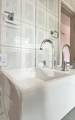 Apartamento à venda com 94m², 3 quartos e 3 vagas Apartamento à venda com 94m², 3 quartos e 3 vagasBanheiro da Suíte