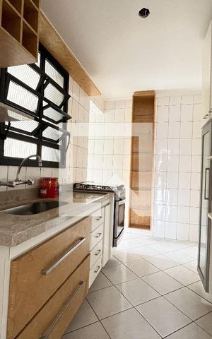 Apartamento à venda com 94m², 3 quartos e 3 vagas Apartamento à venda com 94m², 3 quartos e 3 vagasCozinha