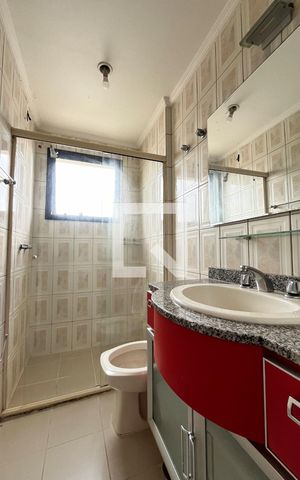 Apartamento à venda com 94m², 3 quartos e 3 vagas Apartamento à venda com 94m², 3 quartos e 3 vagasBanheiro Corredor